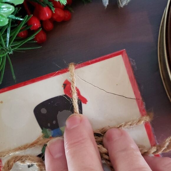 Lot of 6 Christmas Items - Picture 9 of 9